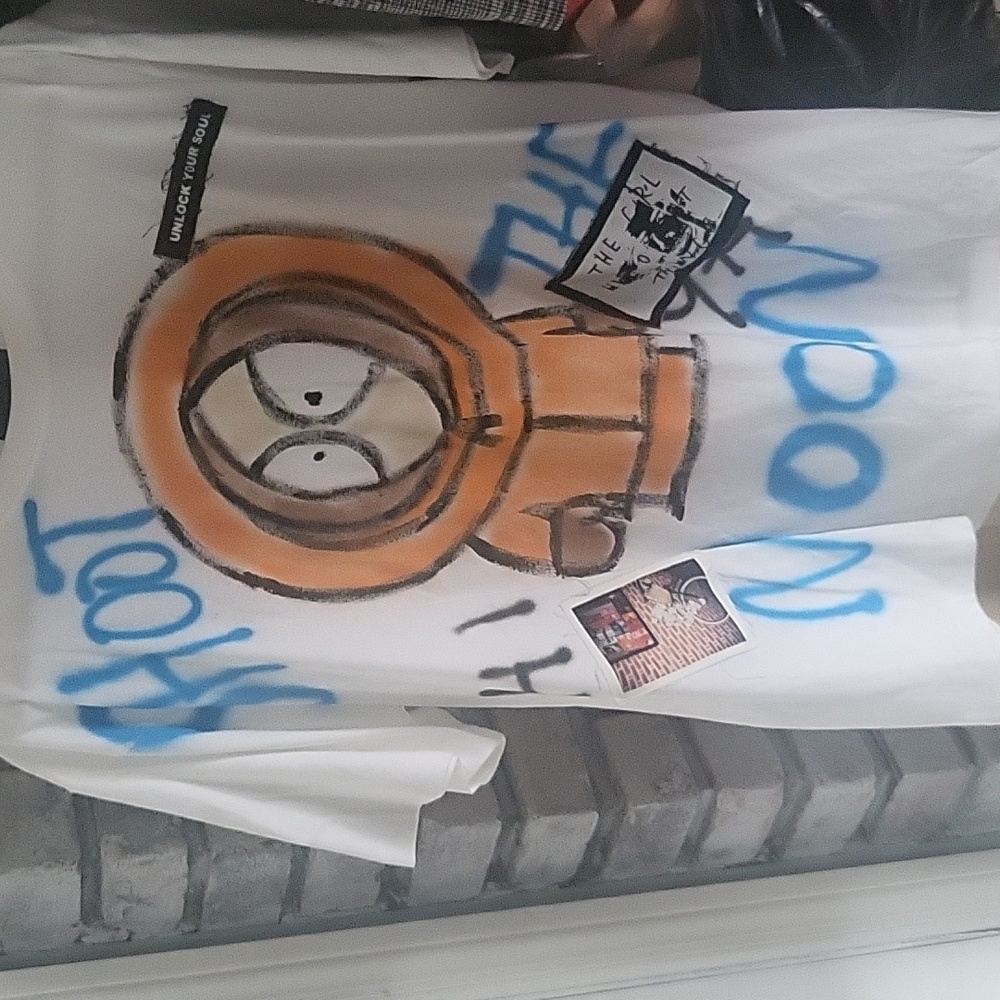 Guernika Catch me if you can hand painted piece(Rent The Runway ) Piece)